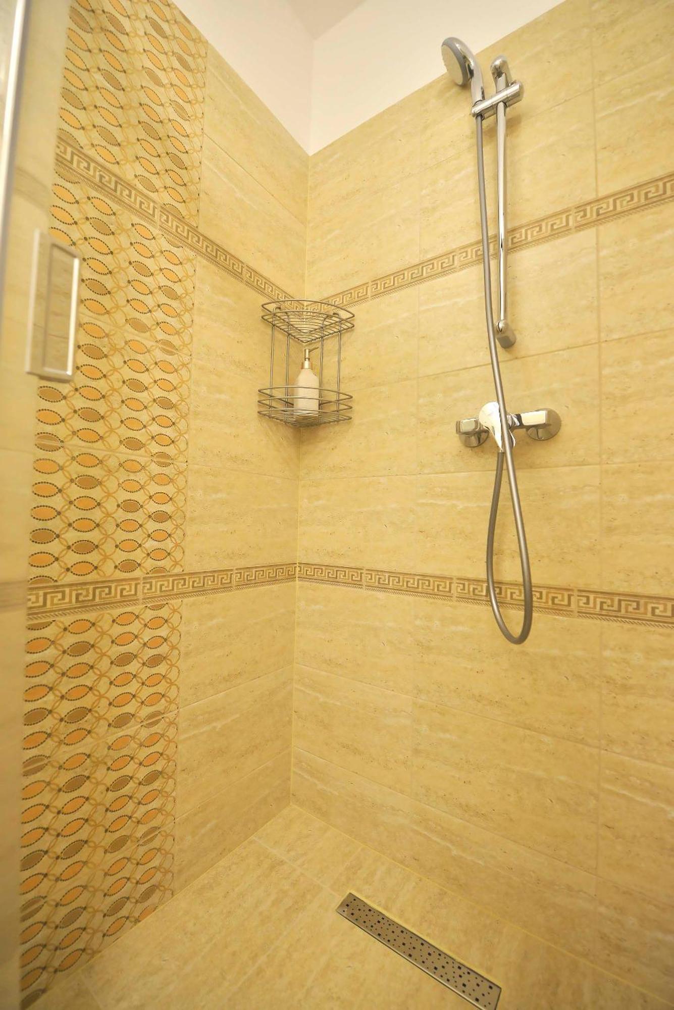 Otilia Aparthotel Bucureşti Ngoại thất bức ảnh
